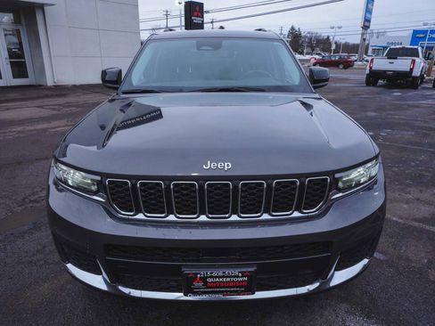 Used 2022 Jeep Grand Cherokee L Laredo w/ Luxury Tech Group I image 2
