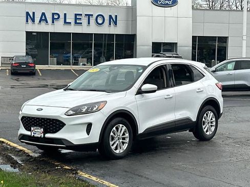 Certified 2020 Ford Escape SE image 1