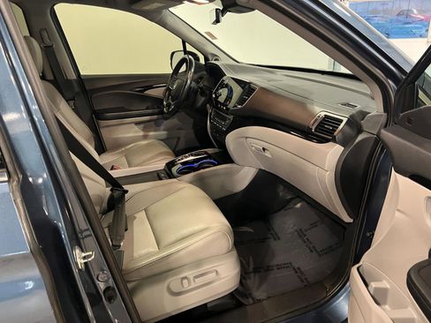 Used 2019 Honda Pilot Touring image 43