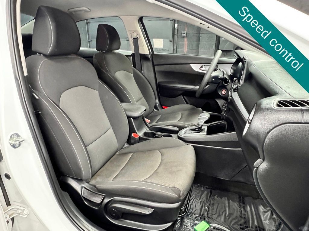 Used 2023 Kia Forte Sedan FWD image 8