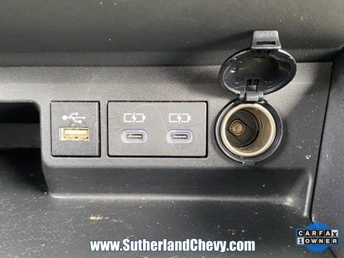 Used 2024 Toyota Highlander XLE image 31