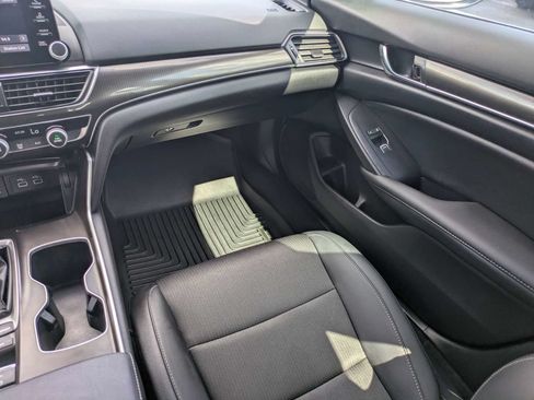 Used 2022 Honda Accord Sport image 17
