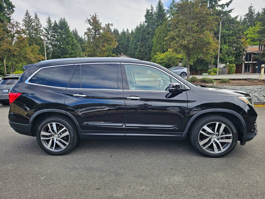 Used 2016 Honda Pilot Elite image 4