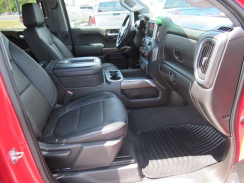 Used 2021 Chevrolet Silverado 1500 RST w/ Convenience Package II AWD/4WD image 12
