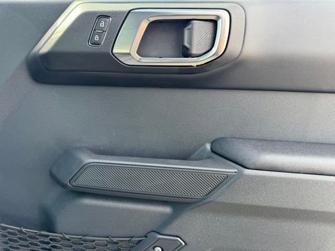 New 2025 Ford Bronco Badlands image 22