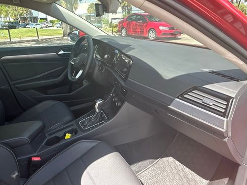Used 2023 Volkswagen Jetta SE w/ Panoramic Sunroof Package image 37