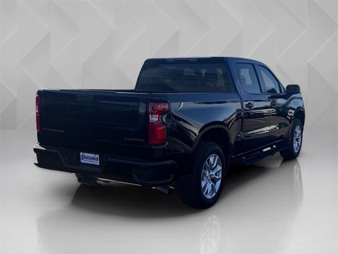 Used 2023 Chevrolet Silverado 1500 Custom image 5