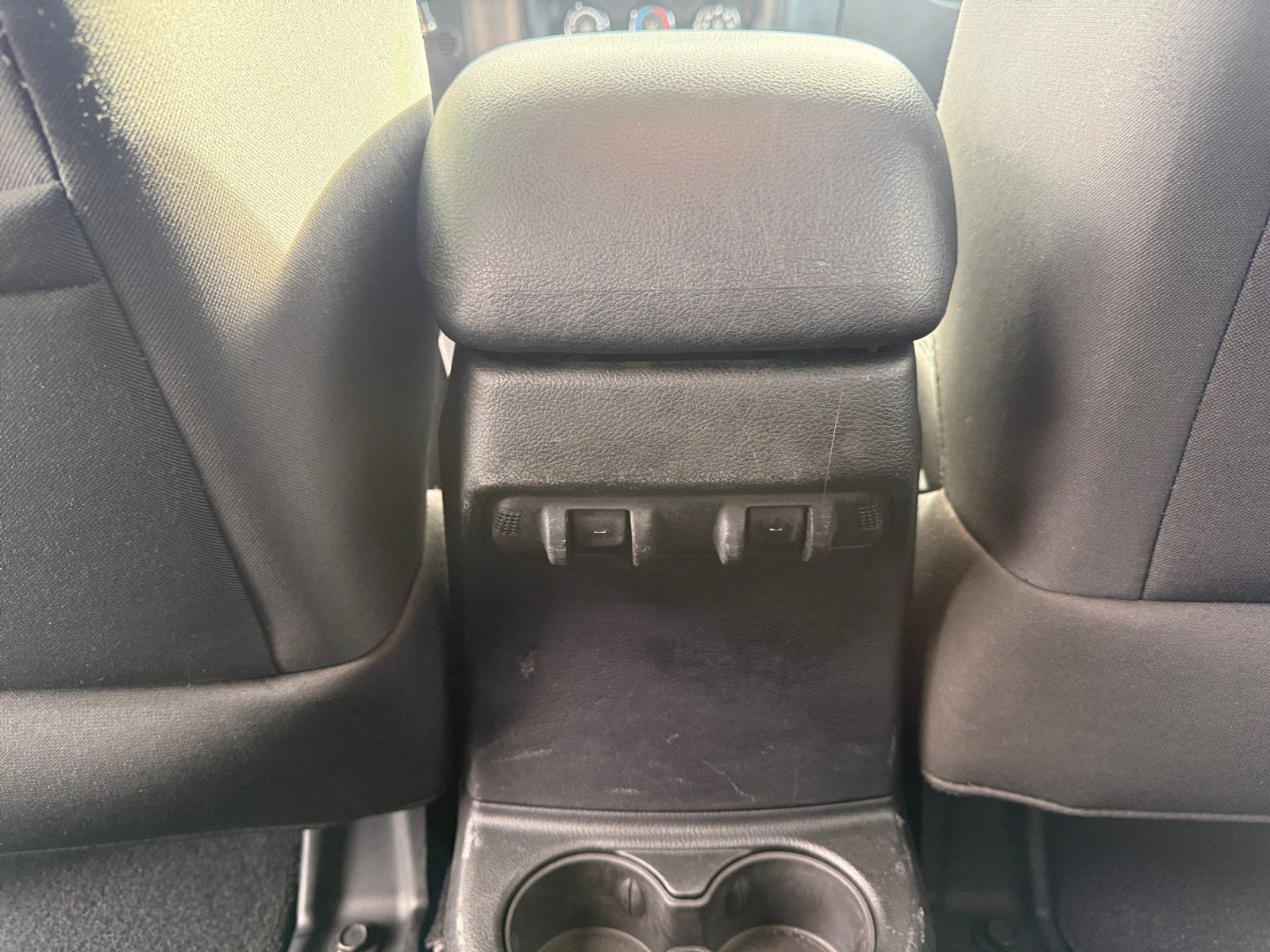 Used 2012 Jeep Wrangler Unlimited Sport AWD/4WD image 30