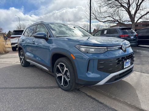 New 2026 Volkswagen Tiguan SE image 7