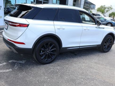 Used 2020 Lincoln Corsair FWD w/ Premium Package image 7
