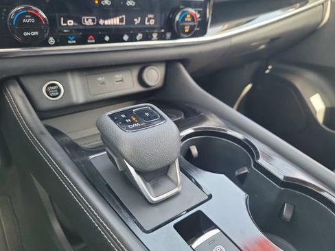 Used 2023 Nissan Rogue SL w/ SL Premium Package AWD/4WD image 29