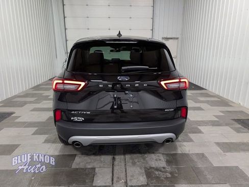 Used 2025 Ford Escape Active image 3