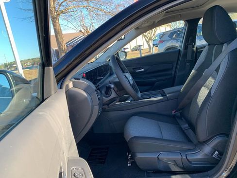 New 2026 Nissan Sentra SV w/ SV Convenience Package image 18