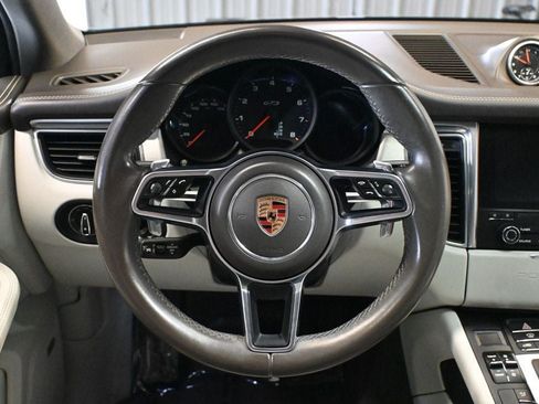 Used 2017 Porsche Macan GTS AWD/4WD image 12