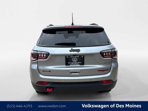Used 2023 Jeep Compass Trailhawk image 5