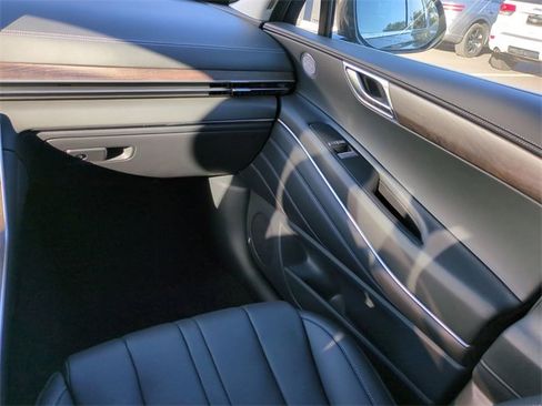 New 2026 Genesis GV80 2.5T Select image 14