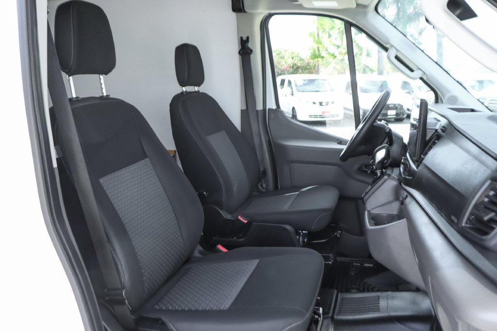 Used 2024 Ford Transit 150 148 Medium Roof RWD image 33