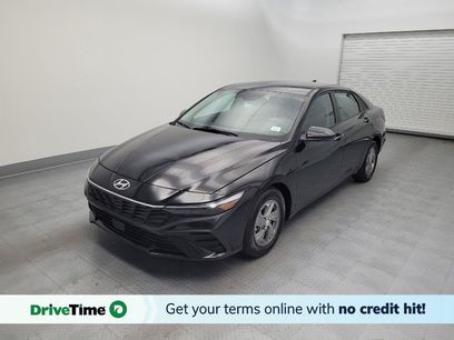 Used 2025 Hyundai Elantra SE
