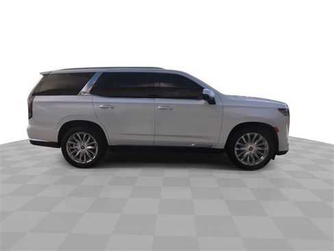 Certified 2022 Cadillac Escalade Premium Luxury w/ Performance Package image 16