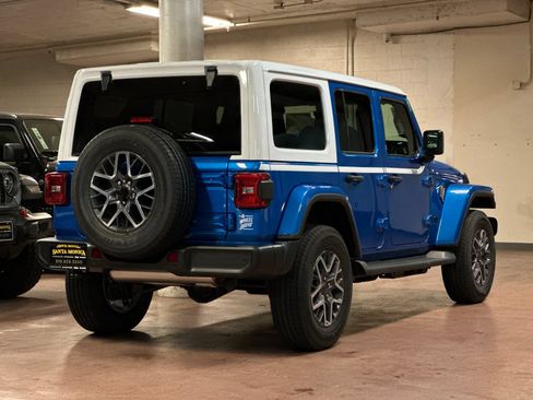 New 2026 Jeep Wrangler Unlimited Sahara AWD/4WD image 5