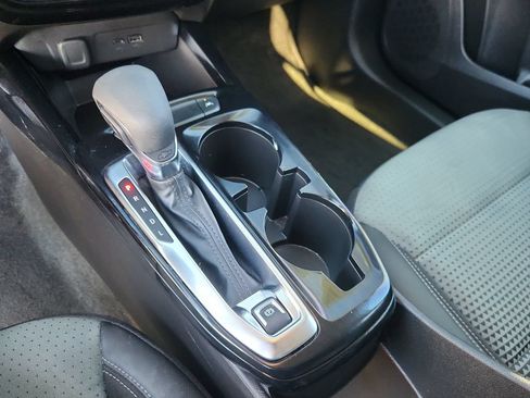 Used 2026 Chevrolet Trax LT FWD image 22