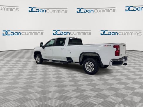Used 2025 Chevrolet Silverado 2500 LT w/ Safety Package AWD/4WD image 6