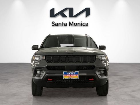 Used 2022 Jeep Compass Trailhawk w/ Trailhawk Convenience Group image 8