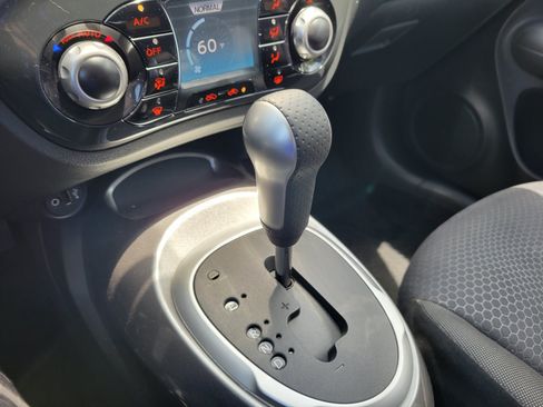 Used 2012 Nissan Juke SV w/ Chrome Pkg FWD image 17