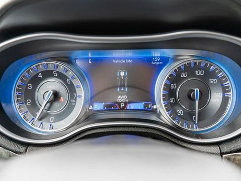 Used 2023 Chrysler 300 Touring L w/ Popular Equipment Group image 23