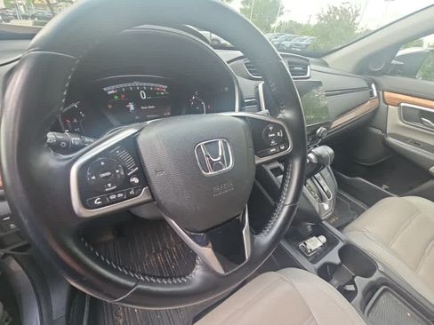 Used 2018 Honda CR-V Touring image 7