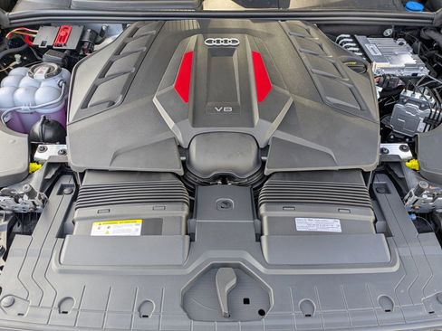 New 2026 Audi SQ8 Prestige image 12