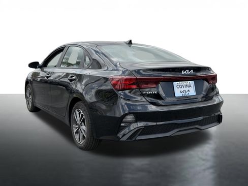 Certified 2023 Kia Forte LXS w/ LXS Technology Package FWD image 5