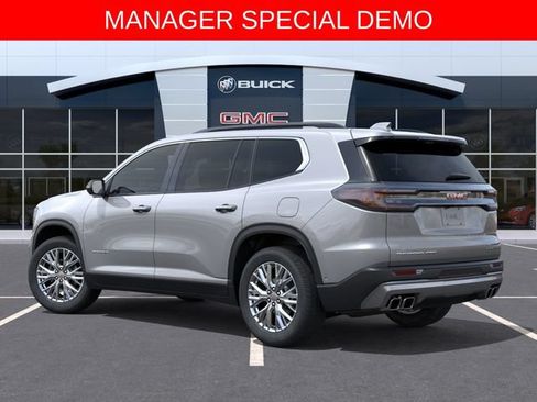Used 2026 GMC Acadia Elevation w/ Elevation Premium Package AWD/4WD image 3