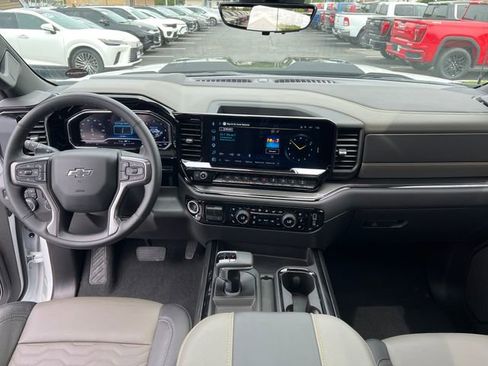Used 2025 Chevrolet Silverado 1500 ZR2 w/ Technology Package AWD/4WD image 13