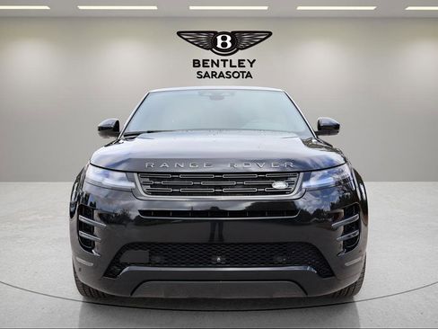Used 2026 Land Rover Range Rover Evoque Dynamic SE AWD/4WD image 2