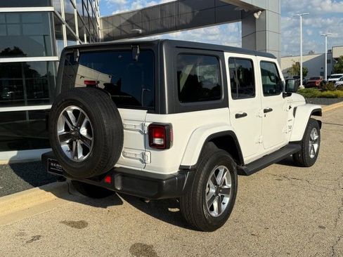 Used 2020 Jeep Wrangler Unlimited Sahara image 3