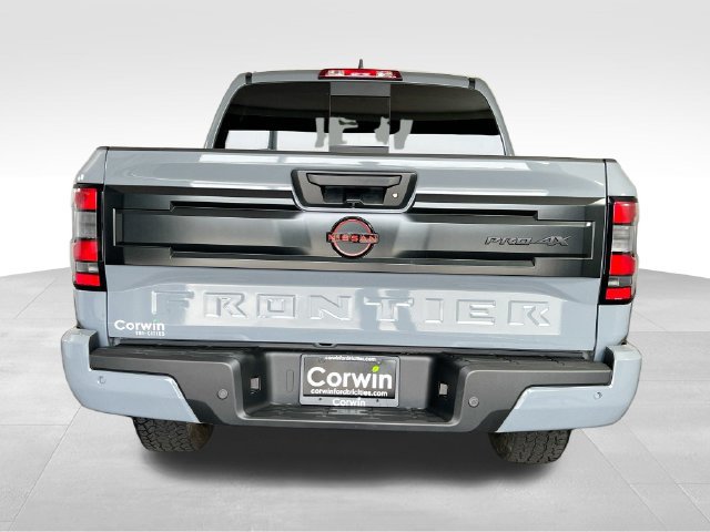 Used 2025 Nissan Frontier PRO-4X AWD/4WD image 16