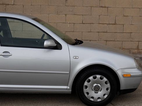 Used 2005 Volkswagen Golf GL image 26