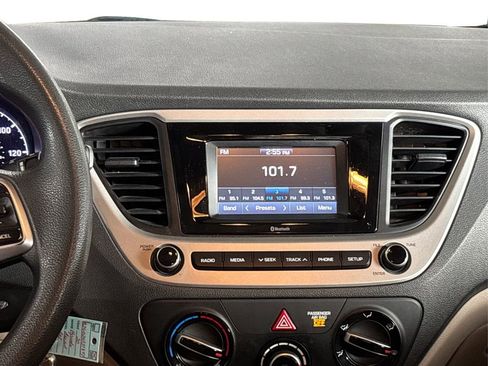 Used 2020 Hyundai Accent SE w/ Cargo Package image 17