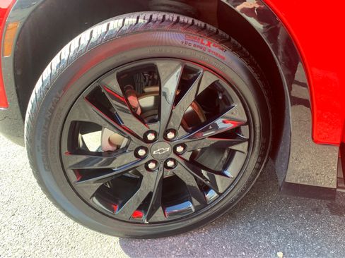 Used 2019 Chevrolet Blazer RS w/ Sun and Wheels Package image 8