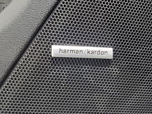 Used 2025 Subaru Crosstrek 2.5i Limited w/ Crosstrek Mirror Package image 27