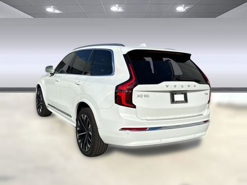 New 2026 Volvo XC90 T8 Plus w/ Protection Package Premier AWD/4WD image 3