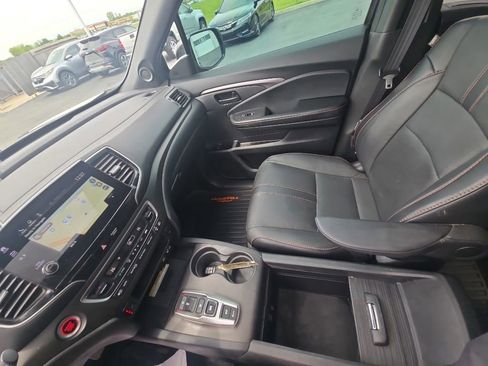 Used 2022 Honda Pilot TrailSport image 25