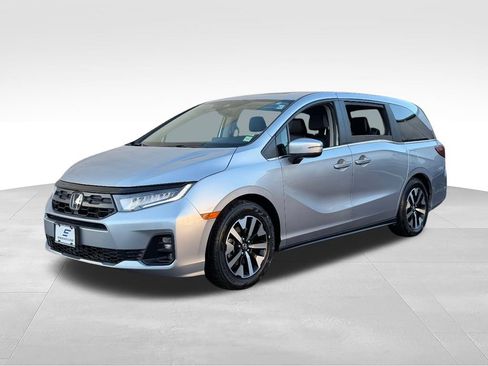 Used 2025 Honda Odyssey EX-L image 3