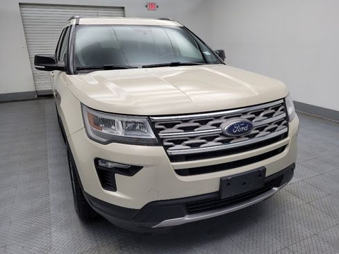 Used 2018 Ford Explorer XLT w/ Equipment Group 201A image 14