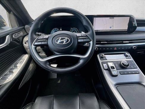 Used 2025 Hyundai Palisade Calligraphy FWD image 7