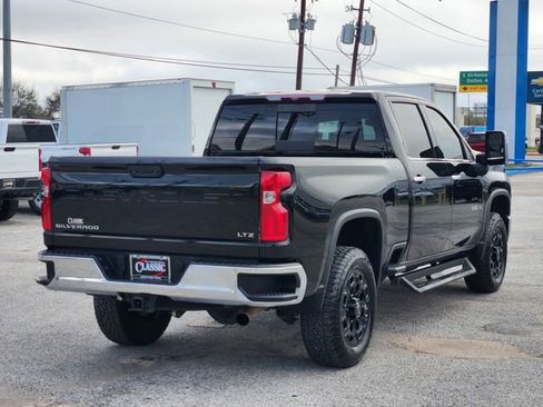 Used 2024 Chevrolet Silverado 2500 LTZ w/ LTZ Plus Package image 7