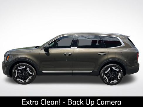 Used 2025 Kia Telluride EX w/ EX Captain's Chair Package FWD image 5