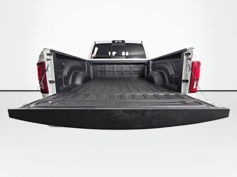 New 2026 RAM 2500 Laramie w/ Night Edition AWD/4WD image 17