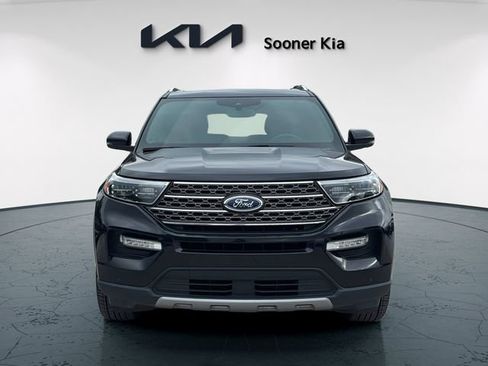 Used 2023 Ford Explorer King Ranch w/ Technology Package AWD/4WD image 2